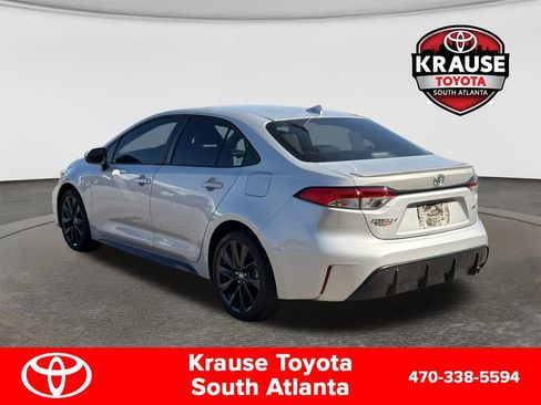 Used 2024 Toyota Corolla SE FWD image 6