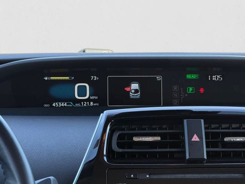 Used 2020 Toyota Prius Prime LE image 14