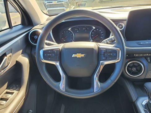 Certified 2024 Chevrolet Blazer LT w/ Convenience Package FWD image 17