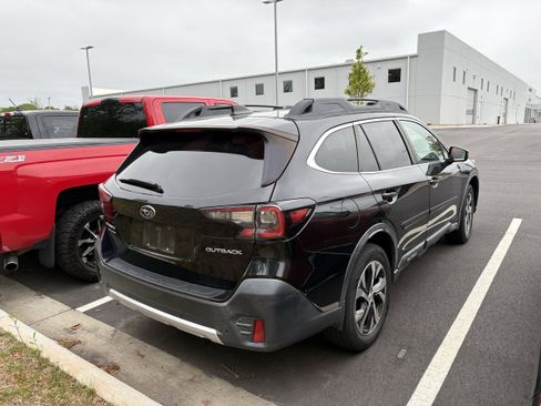Used 2020 Subaru Outback Limited AWD/4WD image 6