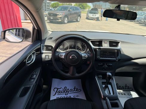 Used 2019 Nissan Sentra SV FWD image 19