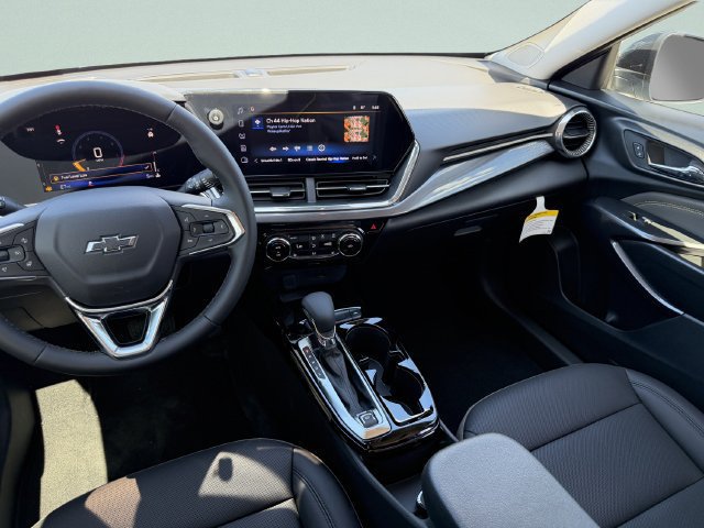 New 2026 Chevrolet Trax LS FWD image 21