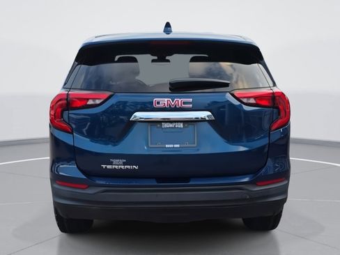 Used 2021 GMC Terrain SLE w/ LPO, Floor Liner Package image 4