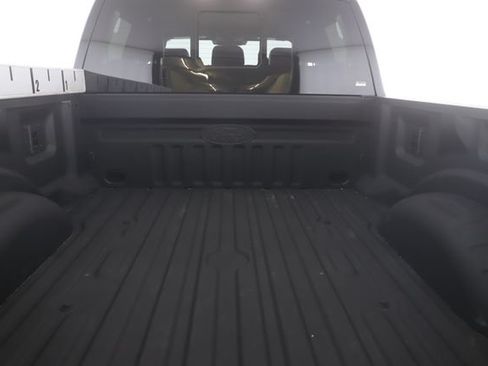 Used 2025 Ford F250 Platinum w/ FX4 Off-Road Package AWD/4WD image 33