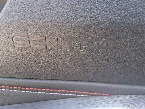 New 2026 Nissan Sentra SR w/ Floor Mat Package FWD image 22