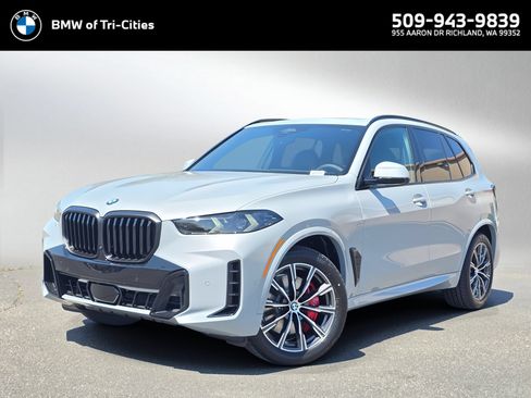 New 2026 BMW X5 xDrive40i w/ M Sport Package AWD/4WD image 1
