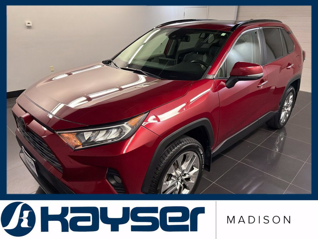 Used 2019 Toyota RAV4 Limited w/ Cold Weather Package AWD/4WD image 3