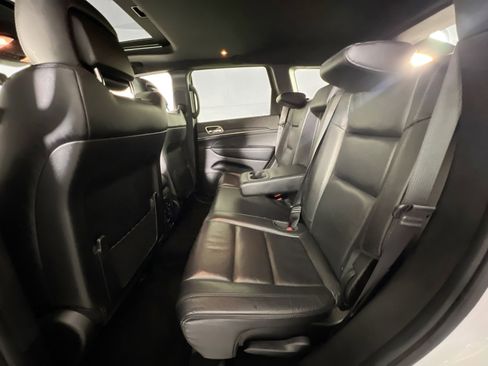 Used 2022 Jeep Grand Cherokee Limited image 24