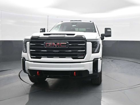 New 2026 GMC Sierra 2500 AT4 w/ AT4 Premium Plus Package AWD/4WD image 3