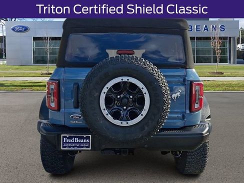 Used 2021 Ford Bronco Badlands image 8