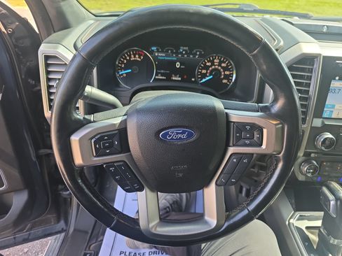 Used 2018 Ford F150 Platinum w/ Equipment Group 701A Luxury AWD/4WD image 14