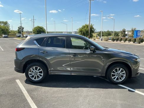 Used 2025 MAZDA CX-5 AWD 2.5 S w/ Select Package image 12