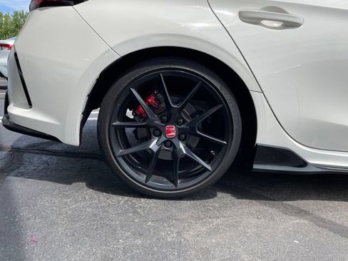 Used 2023 Honda Civic Type R image 32
