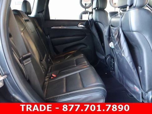 Used 2015 Jeep Grand Cherokee Overland image 17