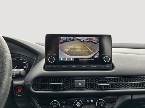 Used 2023 Honda HR-V LX image 15