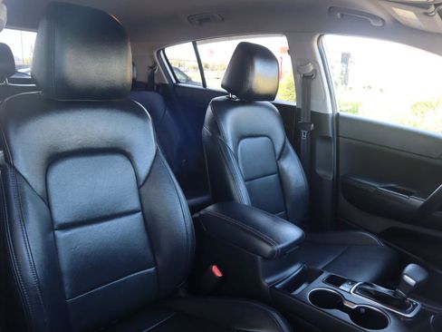 Used 2017 Kia Sportage LX FWD image 35