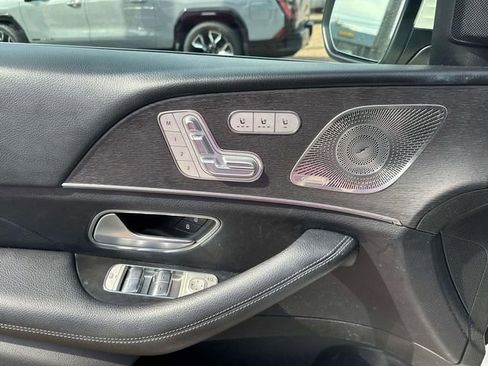 Used 2022 Mercedes-Benz GLS 450 4MATIC image 27