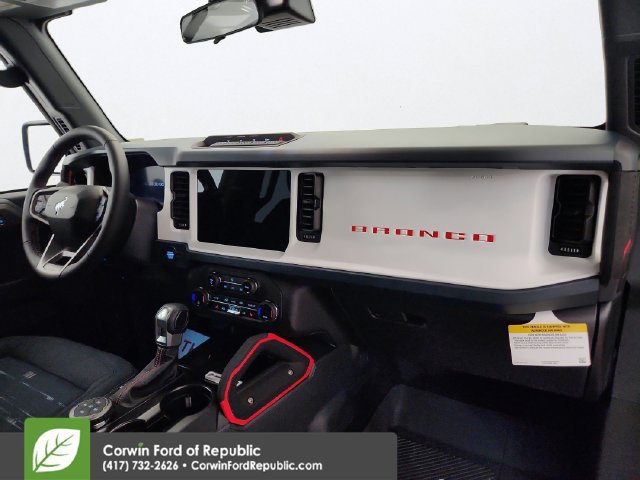 New 2026 Ford Bronco Heritage Edition AWD/4WD image 33