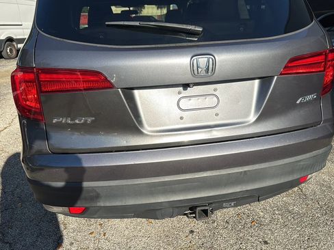 Used 2017 Honda Pilot EX image 40