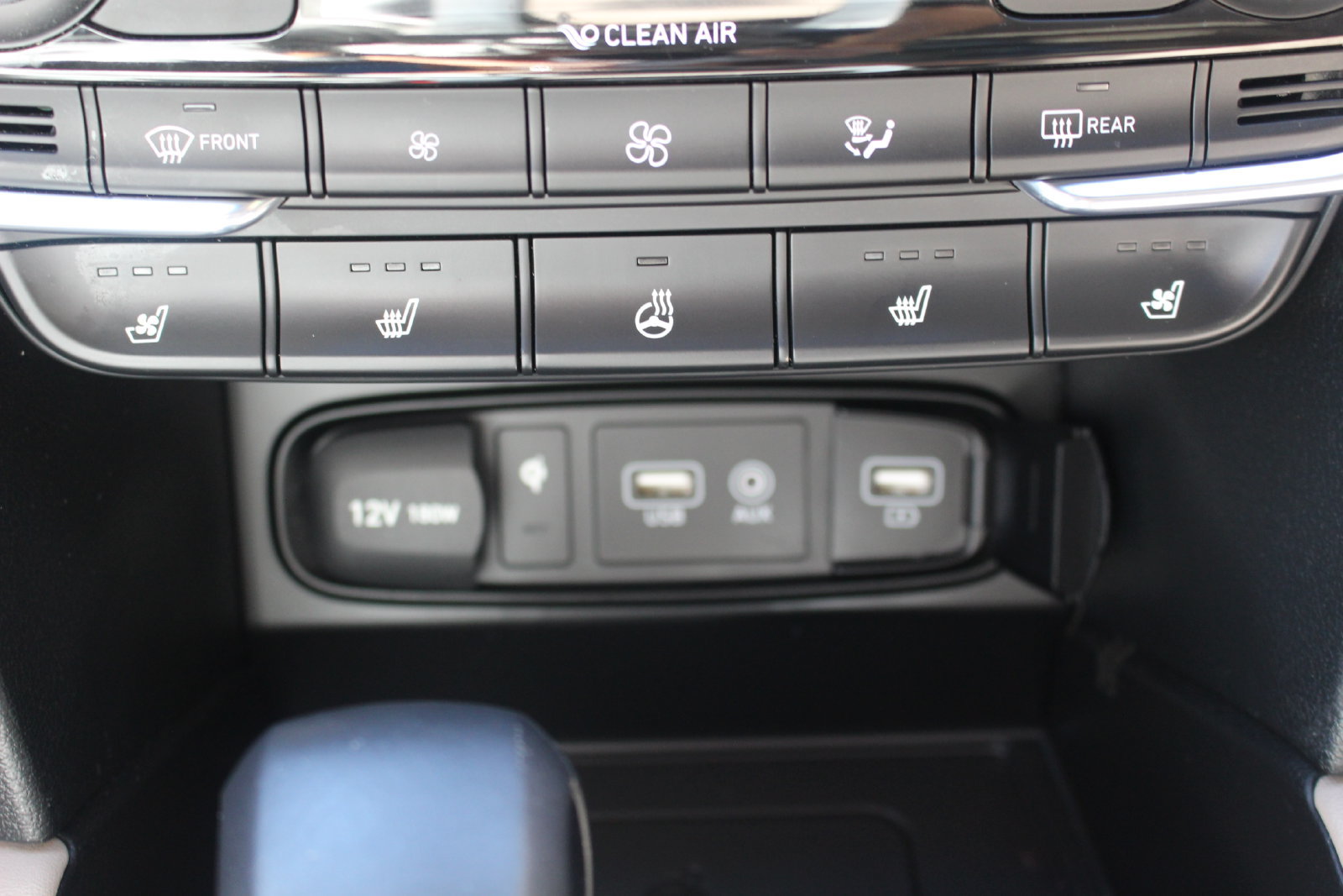 Used 2020 Hyundai Santa Fe Limited FWD image 36