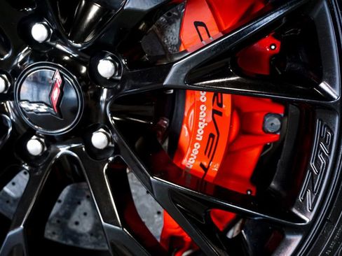 Used 2015 Chevrolet Corvette Z06 w/ Z07 Performance Package image 50