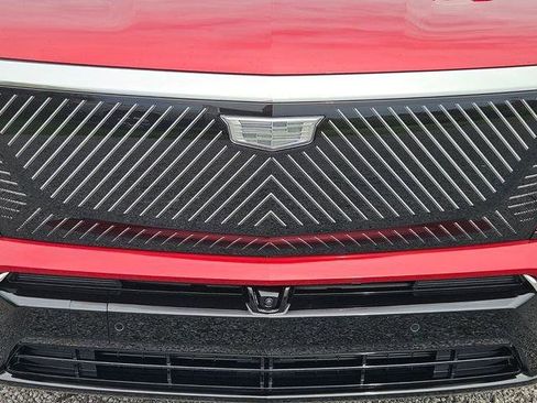 New 2026 Cadillac Vistiq Luxury image 9