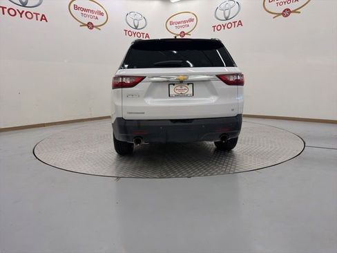Used 2020 Chevrolet Traverse LT FWD image 7