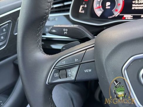 Used 2021 Audi Q8 Premium Plus w/ Premium Plus Package image 15