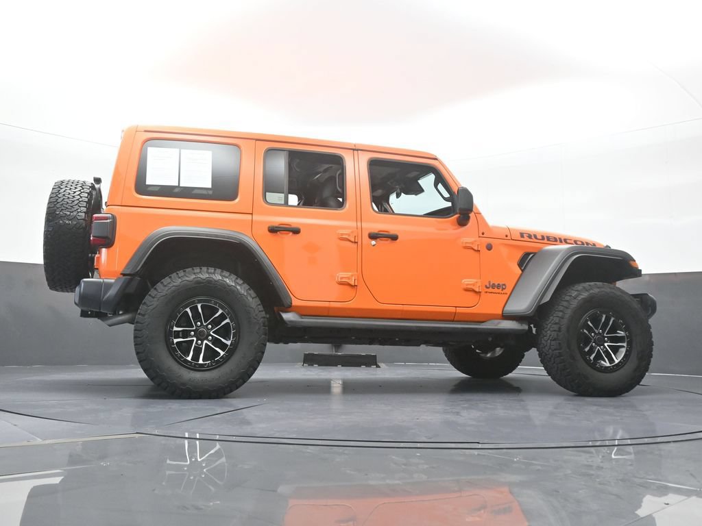 Used 2025 Jeep Wrangler Unlimited Rubicon w/ XTREMEE 35" Tire Package AWD/4WD image 61