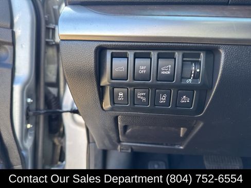 Used 2017 Subaru Outback 2.5i Limited image 18