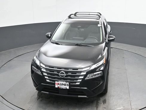 Used 2026 Nissan Rogue Platinum w/ Platinum Premium Package AWD/4WD image 36