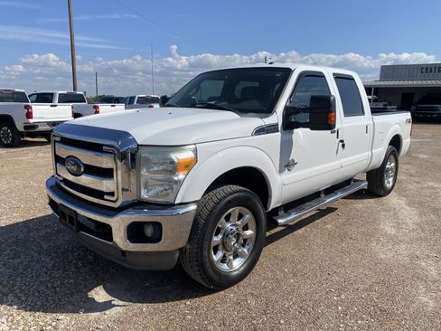 Used 2013 Ford F250 Lariat w/ Lariat Interior Pkg image 1
