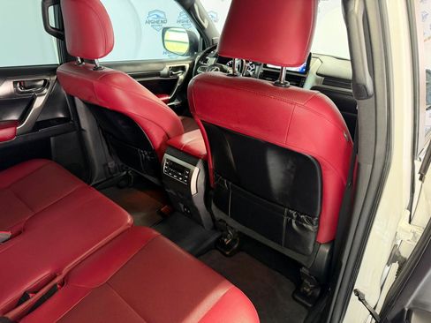 Used 2022 Lexus GX 460 Premium w/ Premium Package image 24