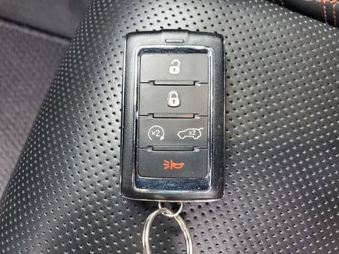 Certified 2022 Jeep Grand Cherokee Summit image 36