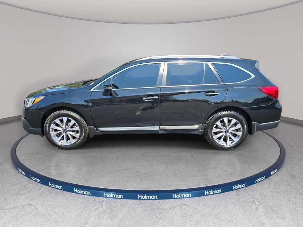 Used 2017 Subaru Outback 2.5i Touring w/ Popular Package #5A AWD/4WD image 8