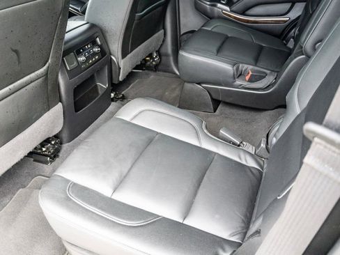Used 2020 Chevrolet Tahoe LT RWD image 28