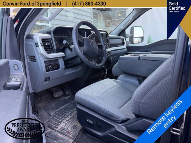 Certified 2025 Ford F350 4x4 Crew Cab Super Duty image 14