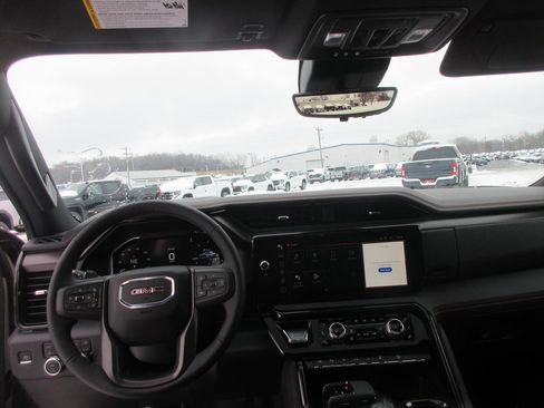 New 2026 GMC Sierra 1500 AT4 w/ AT4 Premium Package image 17