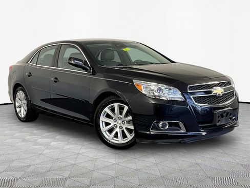 Used 2013 Chevrolet Malibu LT FWD image 3