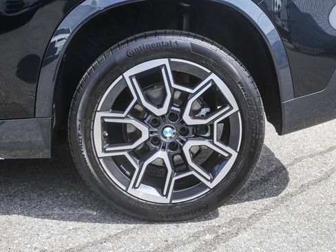 Used 2026 BMW X1 xDrive28i AWD/4WD image 8