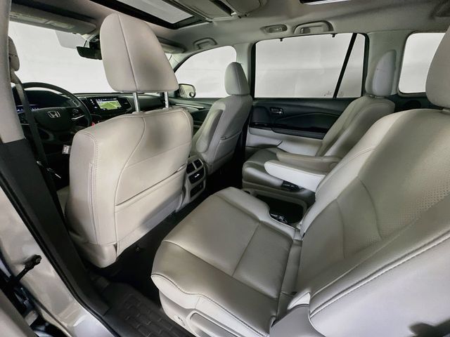 Used 2022 Honda Pilot Elite image 24