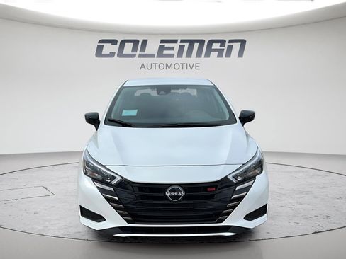 New 2025 Nissan Versa SR w/ Trunk Package image 2