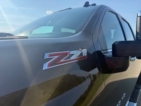 Used 2022 Chevrolet Silverado 2500 LTZ w/ LTZ Plus Package AWD/4WD image 14