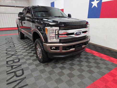 Used 2018 Ford F250 King Ranch w/ King Ranch Ultimate Package image 16