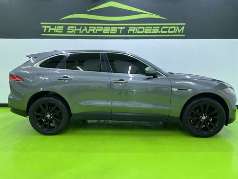 Used 2018 Jaguar F-PACE Prestige AWD/4WD image 11