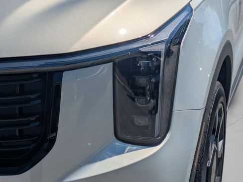 New 2026 Kia Sorento X-Line EX image 29