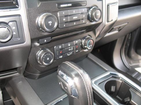 Used 2018 Ford F150 XLT w/ Equipment Group 302A Luxury image 39