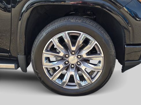 Used 2023 GMC Sierra 1500 Denali w/ Denali Reserve Package AWD/4WD image 4