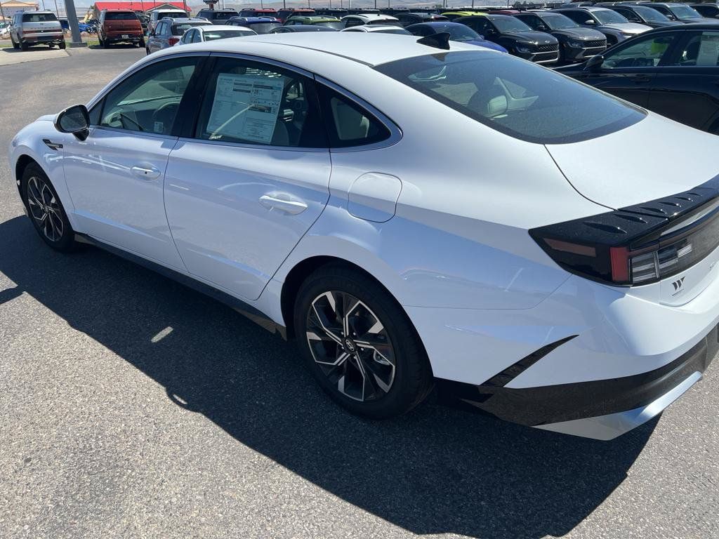New 2024 Hyundai Sonata SEL AWD/4WD image 3