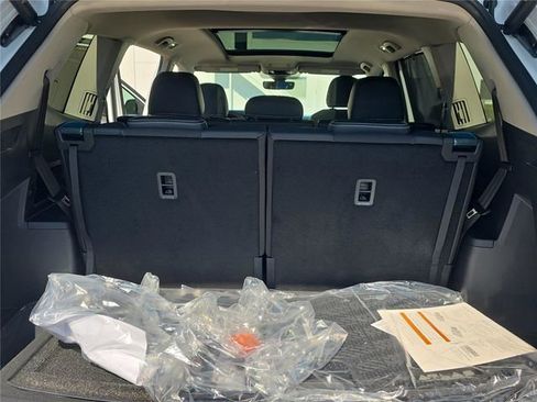 New 2026 Volkswagen Atlas SE FWD image 30